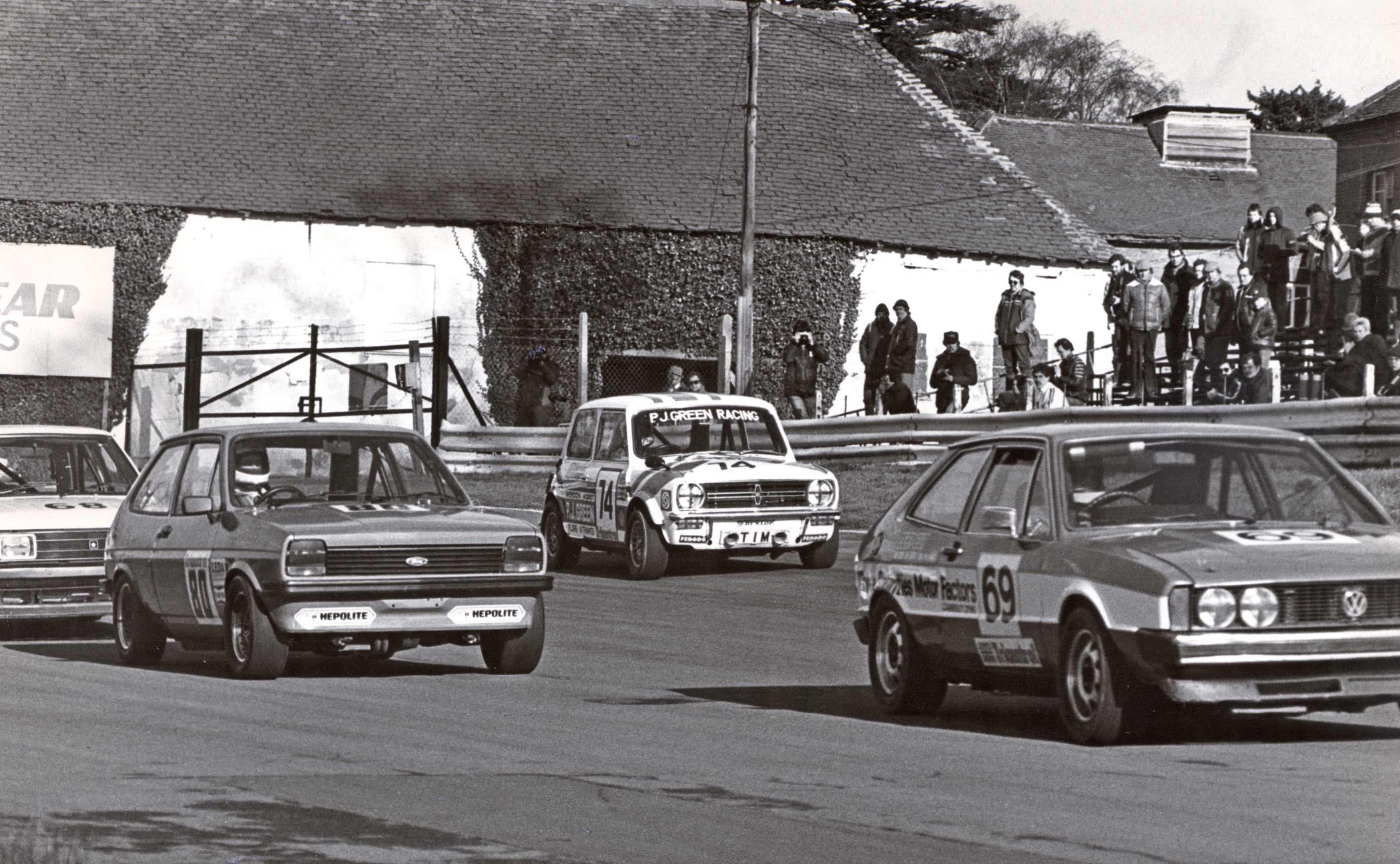 Saloons - Mallory Park